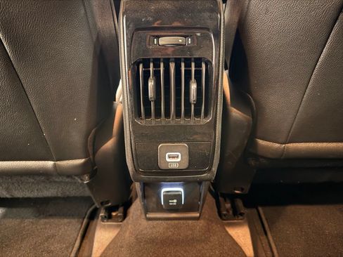 Used 2025 Jeep Compass Limited AWD/4WD image 33