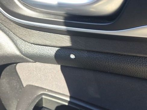 Used 2015 Chrysler 200 Limited w/ Convenience Group image 13