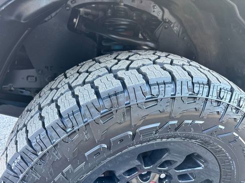 Used 2019 Toyota Tacoma TRD Off-Road image 21
