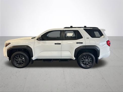 Certified 2025 Toyota 4Runner SR5 image 11
