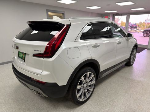 Used 2019 Cadillac XT4 Premium Luxury AWD/4WD image 3