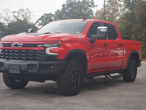 Used 2024 Chevrolet Silverado 1500 ZR2 w/ ZR2 Bison Edition image 5