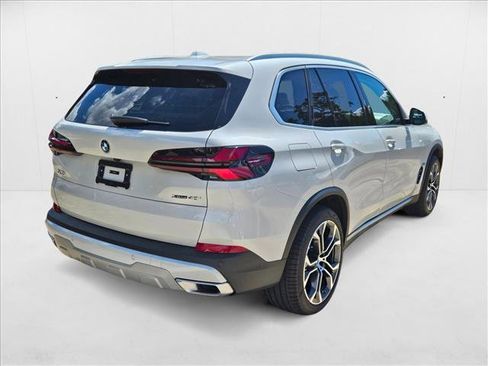 New 2026 BMW X5 xDrive40i image 4