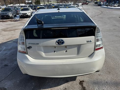 Used 2011 Toyota Prius Three image 6