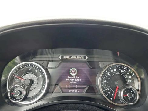 Used 2020 RAM 1500 Big Horn AWD/4WD image 25
