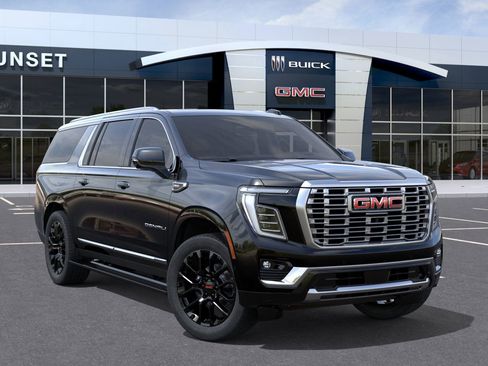 New 2026 GMC Yukon XL Denali w/ Sun & Power Step Package image 7