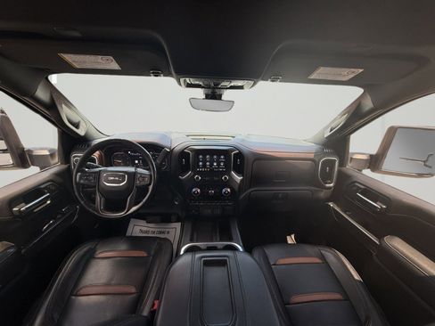 Certified 2020 GMC Sierra 2500 AT4 w/ AT4 Premium Package image 2