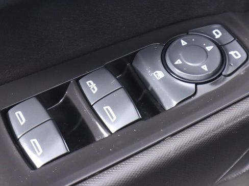 Used 2019 Chevrolet Silverado 1500 Custom w/ Custom Max Trailering Package image 25