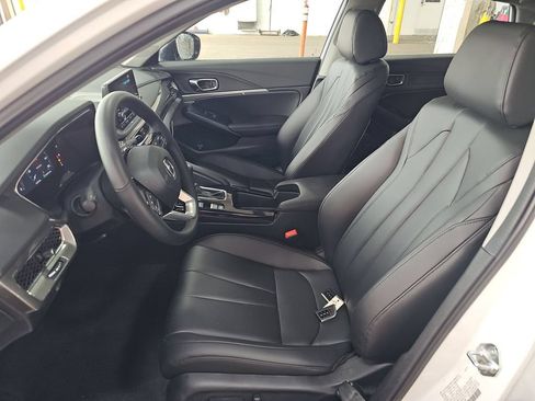 Used 2025 Acura Integra FWD image 12