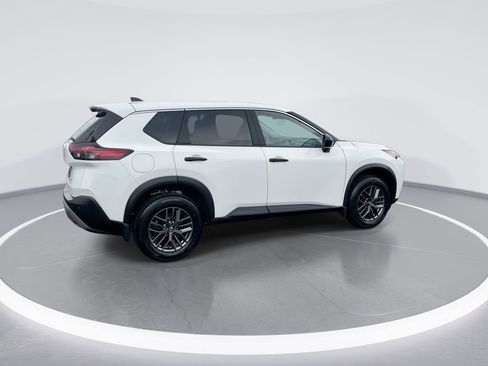 Used 2023 Nissan Rogue S AWD/4WD image 8