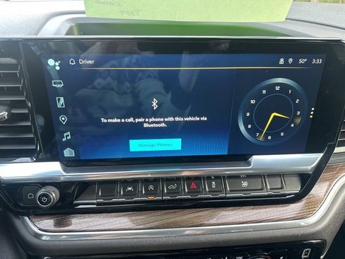 Used 2024 Chevrolet Silverado 1500 LT image 38