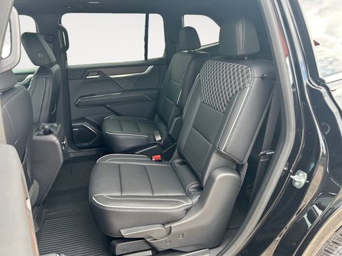 New 2026 GMC Acadia Denali w/ Super Cruise Package image 24