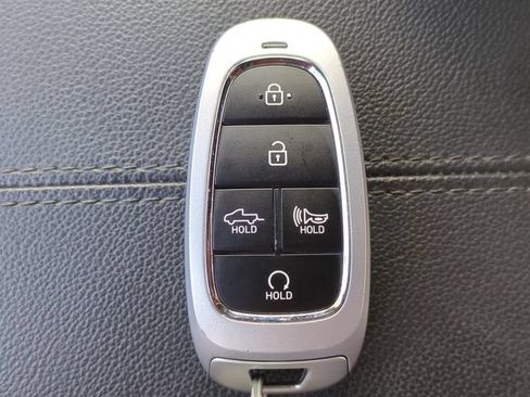Used 2024 Hyundai Santa Cruz SEL FWD image 26