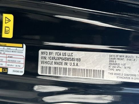 Certified 2025 Jeep Wrangler Unlimited Sahara w/ Safety Group image 31