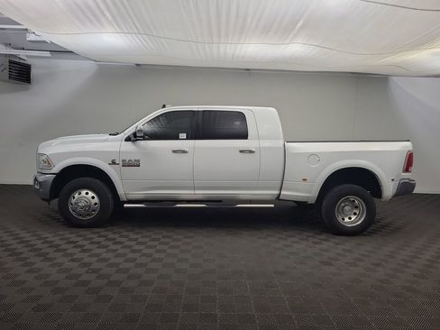 Used 2016 RAM 3500 Laramie image 2