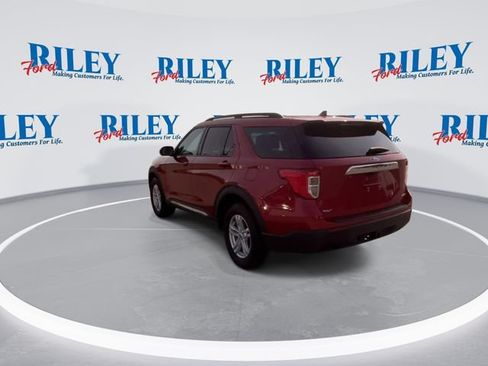 Used 2022 Ford Explorer XLT w/ Class IV Trailer Tow Package AWD/4WD image 7