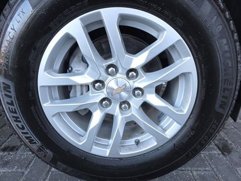 Used 2023 Chevrolet Tahoe LS image 7