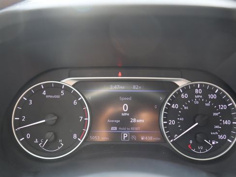 Used 2024 Nissan Sentra SR w/ SR Premium Package image 11