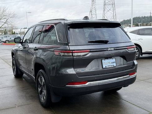 Used 2025 Jeep Grand Cherokee Limited 4xe w/ MOPAR Finishing Package image 5