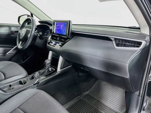 Certified 2023 Toyota Corolla Cross LE w/ Moonroof Package AWD/4WD image 29
