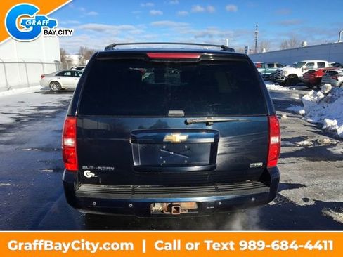 Used 2007 Chevrolet Suburban LTZ w/ LTZ Preferred Equipment Group image 4