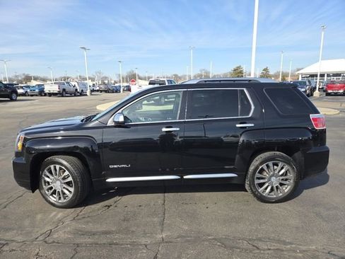 Used 2017 GMC Terrain Denali image 22