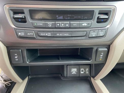 Used 2017 Honda Ridgeline RTL-T image 24