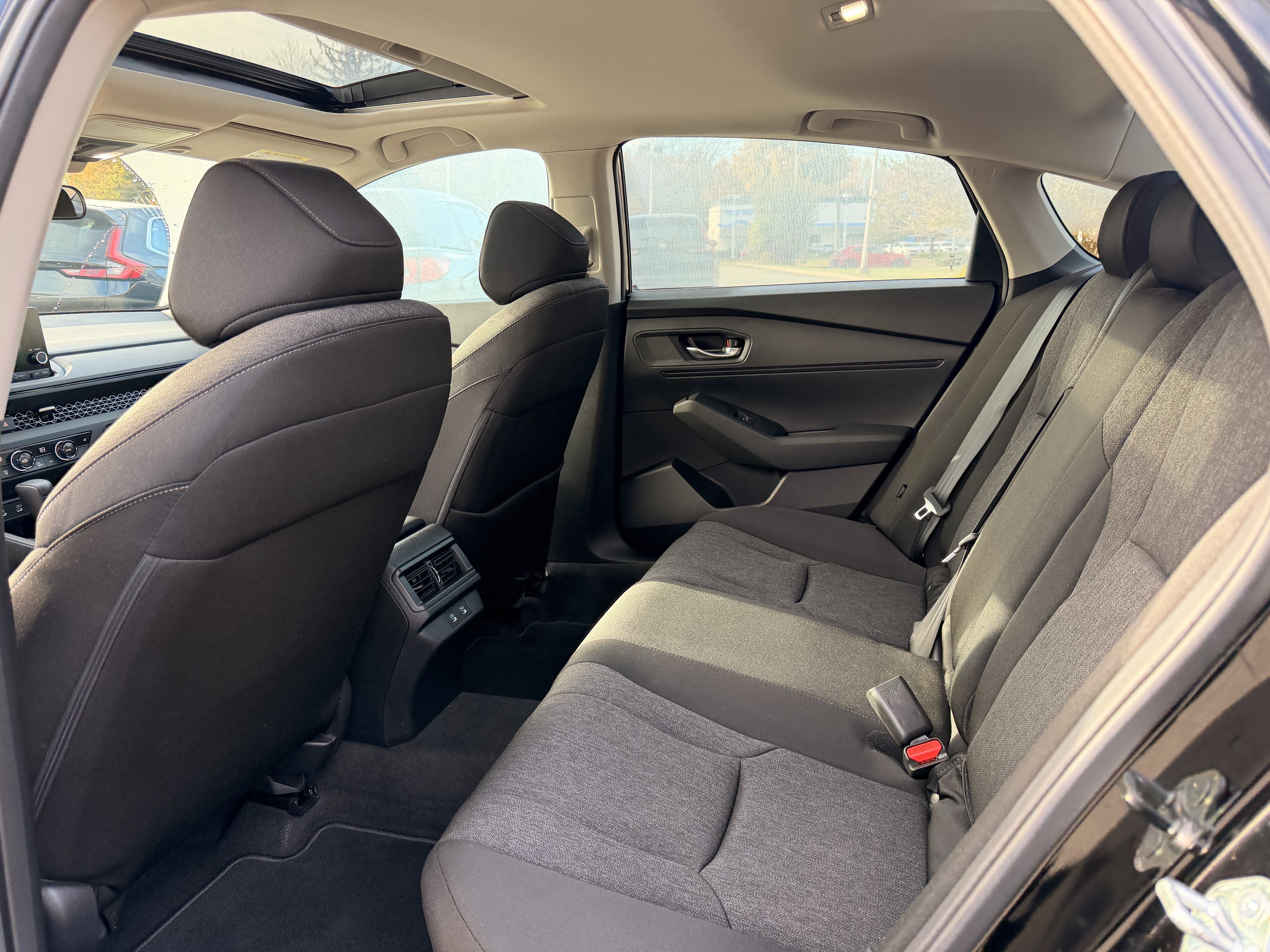 Used 2025 Honda Accord SE image 26