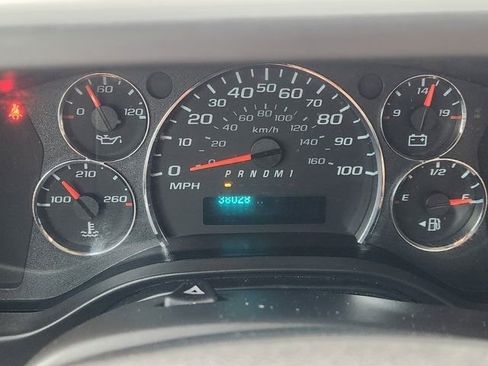 Used 2025 Chevrolet Express 3500 w/ Power Convenience Package image 7