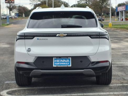 New 2026 Chevrolet Equinox EV LT image 5