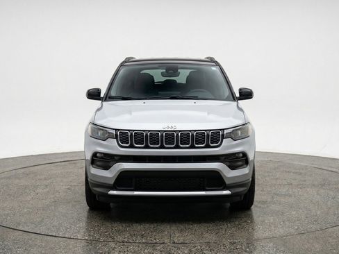 Used 2025 Jeep Compass Limited image 2