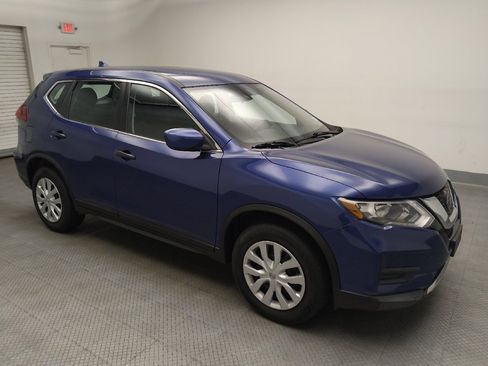 Used 2019 Nissan Rogue S AWD/4WD image 11