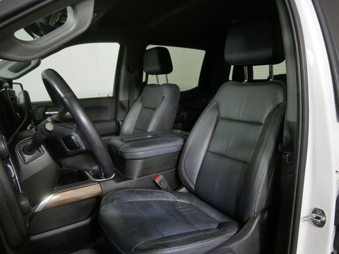 Used 2020 Chevrolet Silverado 1500 LT Trail Boss image 13