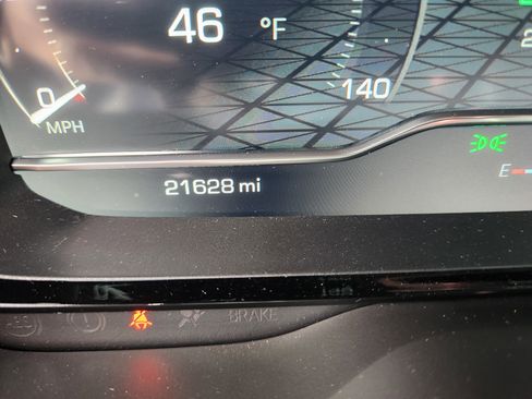 Used 2024 GMC Yukon Denali w/ Advanced Technology Package image 26