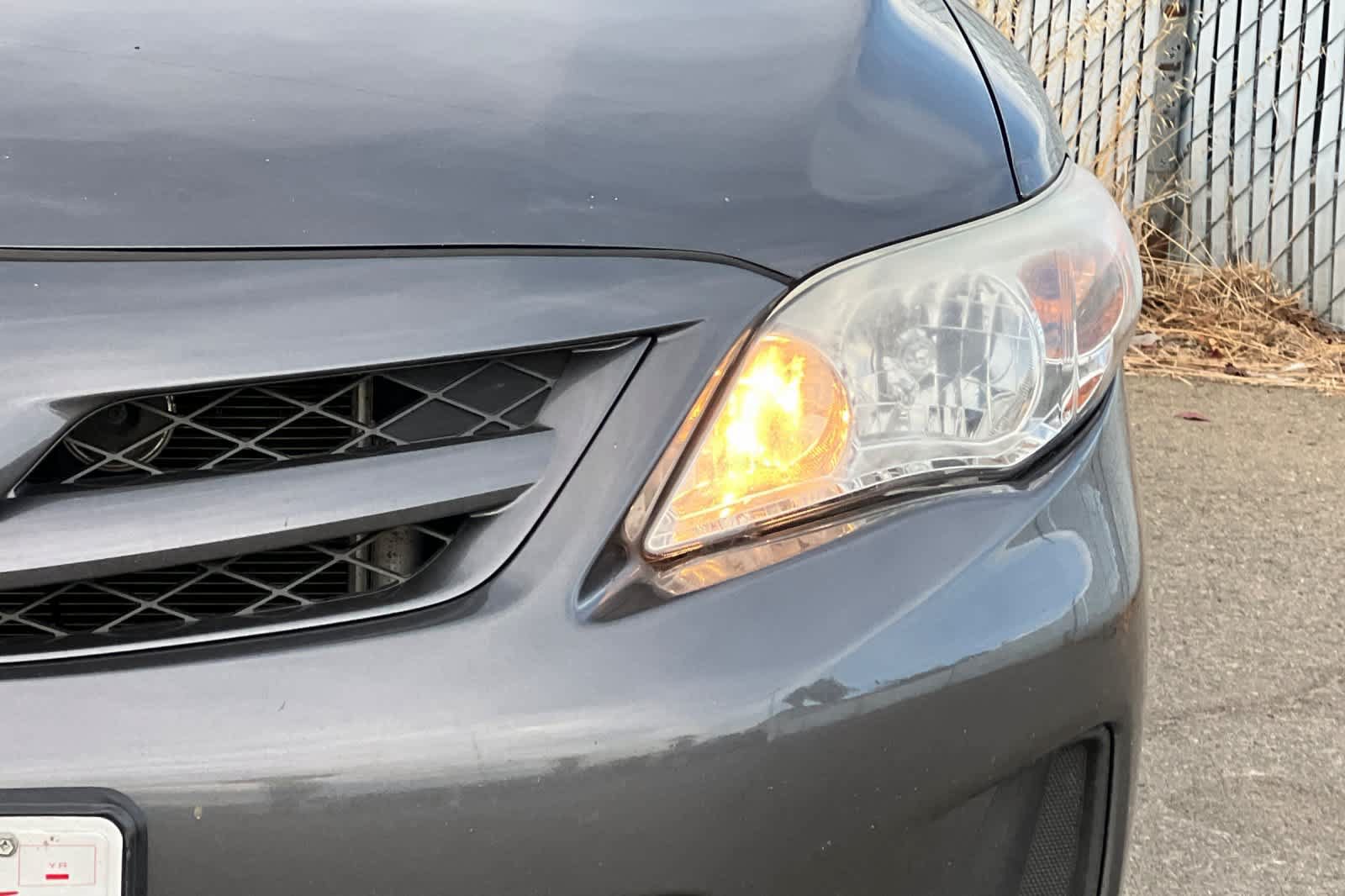 Used 2011 Toyota Corolla LE FWD image 14