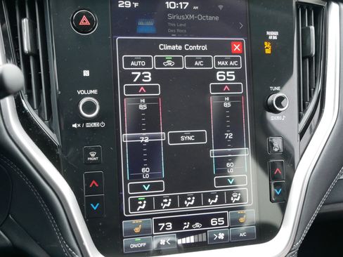 Used 2022 Subaru Outback Premium image 23