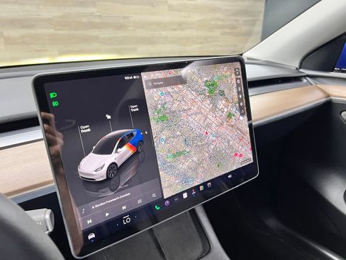 Used 2025 Tesla Model Y Long Range AWD/4WD image 17