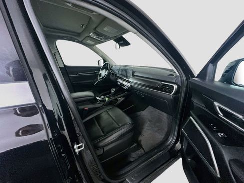 Used 2025 Kia Telluride S AWD/4WD image 34