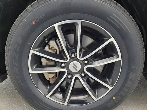 Used 2018 Dodge Journey SE w/ Blacktop Package FWD image 31