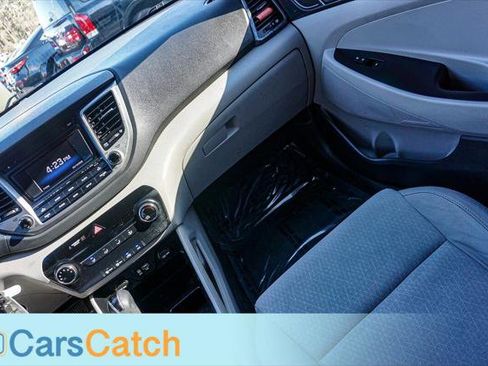 Used 2017 Hyundai Tucson SE FWD image 25