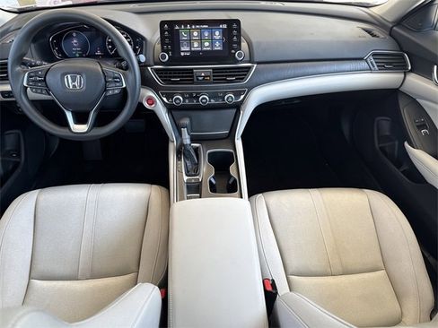 Used 2020 Honda Accord EX image 17