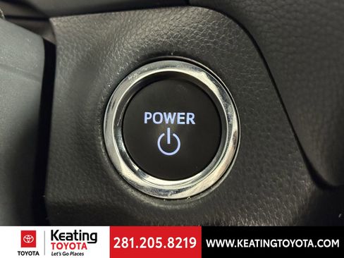 Certified 2025 Toyota RAV4 XLE image 31