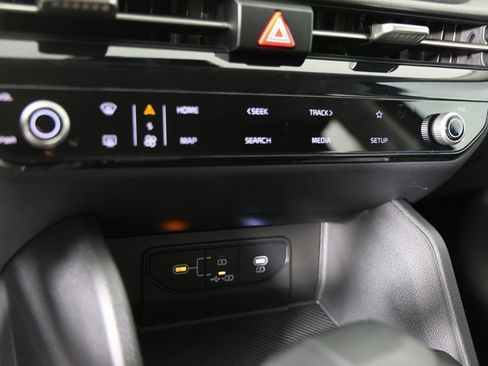 New 2026 Kia Sportage LX image 15