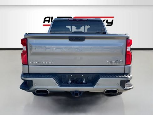 Used 2023 Chevrolet Silverado 1500 High Country w/ High Country Premium Package AWD/4WD image 6