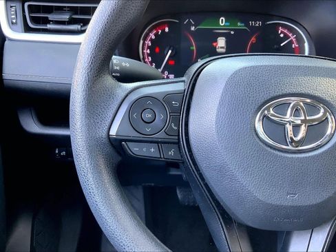 Used 2023 Toyota RAV4 XLE image 23