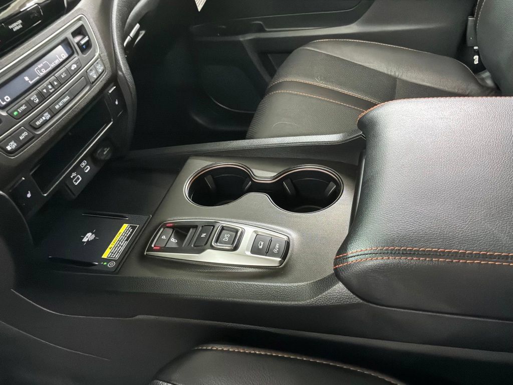 Certified 2025 Honda Passport TrailSport image 20