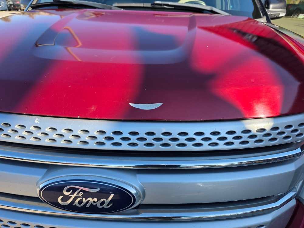 Used 2014 Ford Explorer XLT w/ Equipment Group 202A AWD/4WD image 12