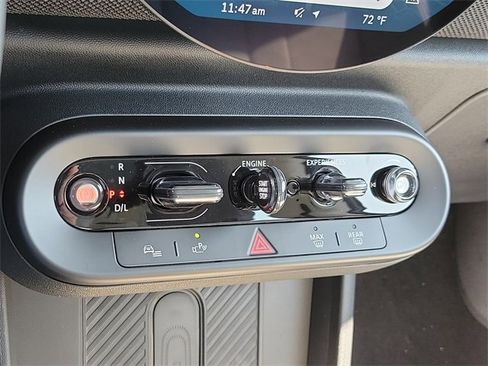 Used 2025 MINI Cooper 2-Door Hardtop image 14