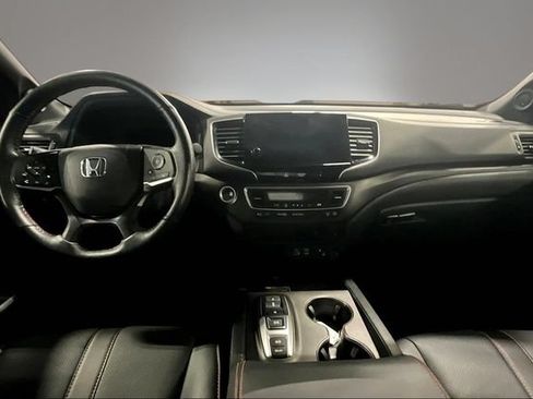 Used 2025 Honda Passport TrailSport image 7
