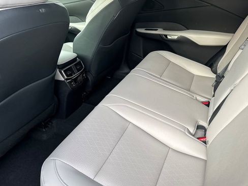 Used 2024 Lexus RX 350 w/ Convenience Package image 11